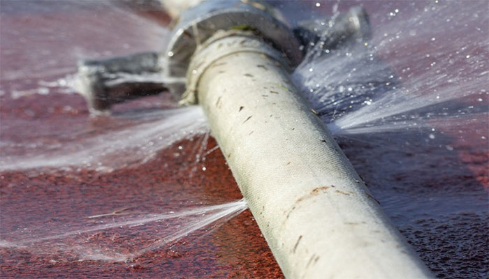 Tips on Dealing with a Burst Pipe
